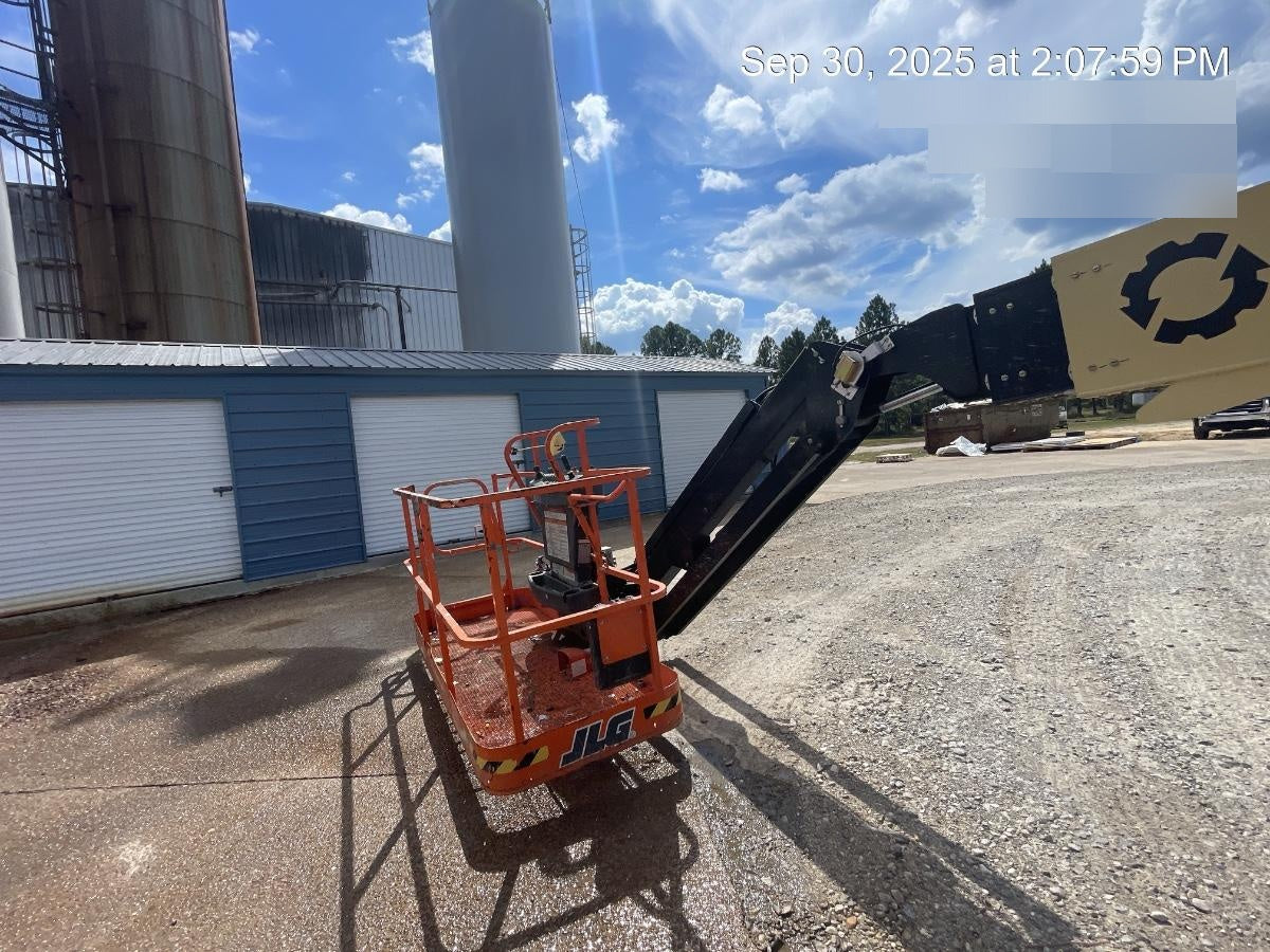 2024 JLG 660SJ
