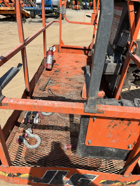 2022 JLG 860SJ