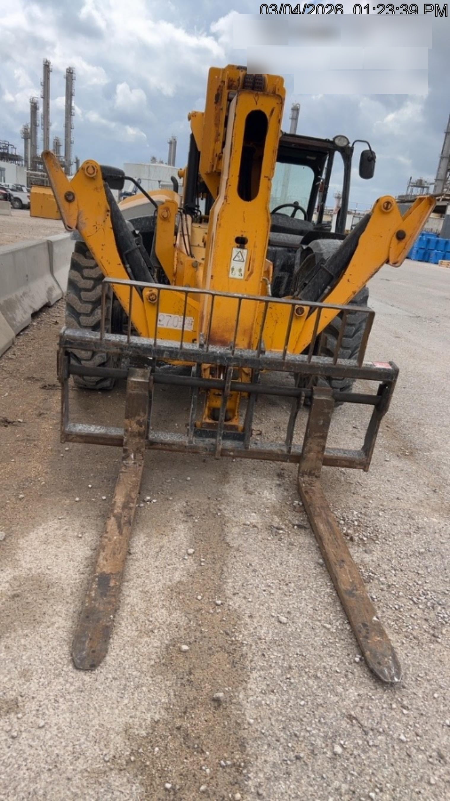 2019 JCB 510-56 Open ROPS, 74 HP, Solid Tires, Worklights, Beacon, Aux Hydraulics, Lifting Eye w/60" Carriage/60" Forks