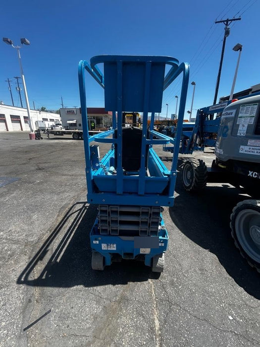 2020 Genie GS-1930 Fixed rails with chain entry gate - Pre A92.20