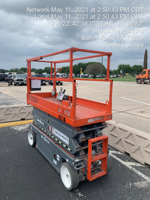 2018 Skyjack SJIII-3226 Skyjack SJIII3226 Scissor Lift w/Trojan Batteries