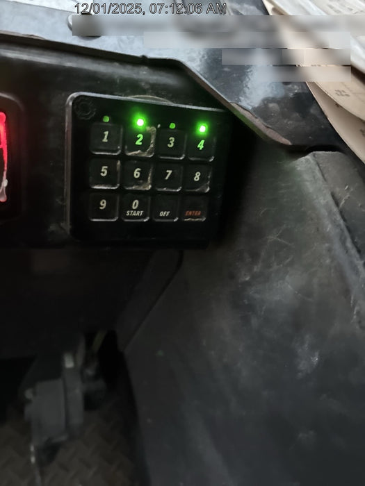 2018 Genie GTH-844 Genie GTH-844 w/Enclosed Cab w/HVAC, Work Lights, Solid Tires, Beacon, 60" Carriage and Forks