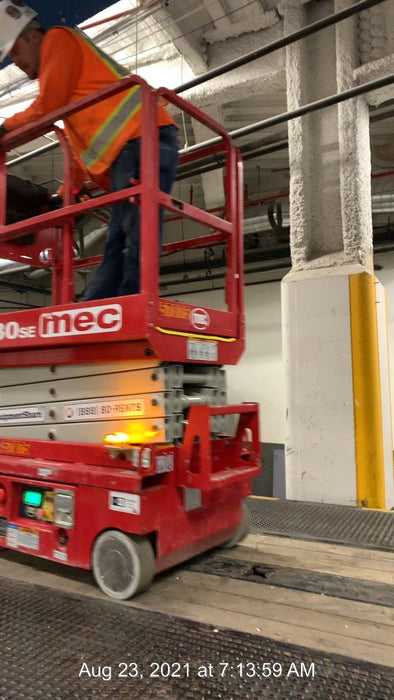 2020 MEC 1330SE Solid NM Tires, Steel Swing out Doors, LCS, Beacon, 900W Invertor