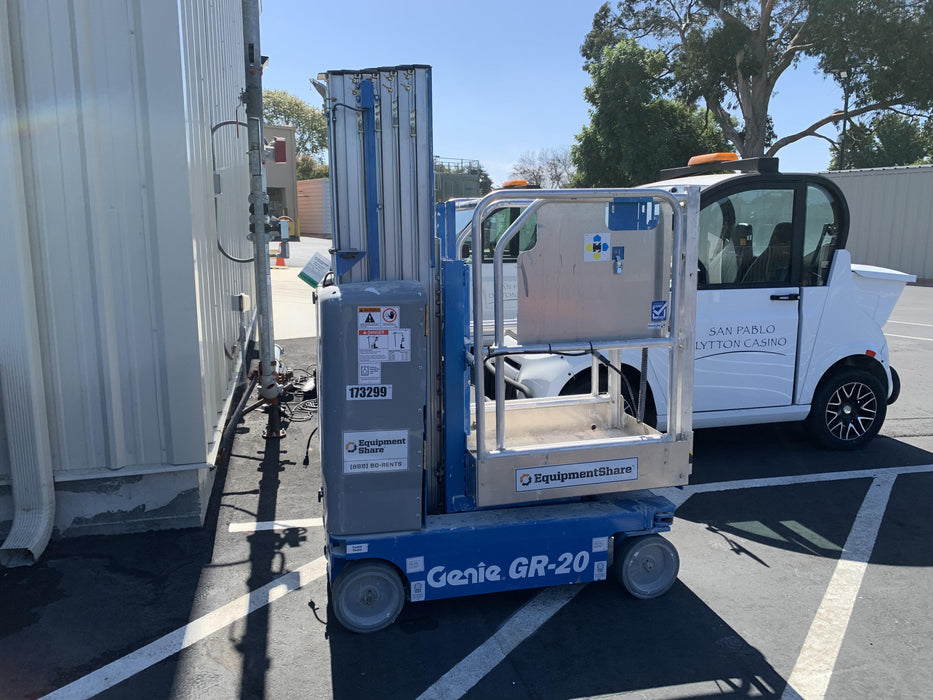 2021 GENIE GR-20