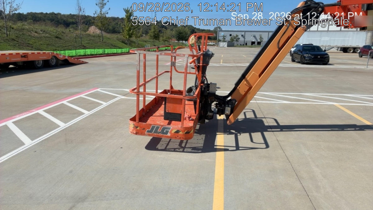 2022 JLG 860SJ