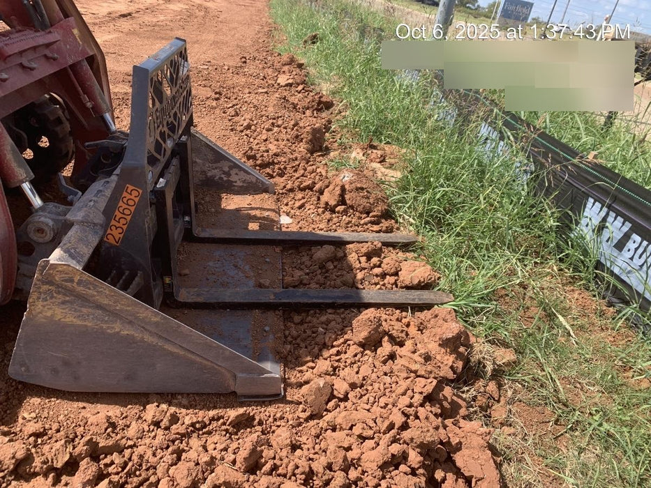 2022 PALADIN 48" Pallet Forks - Paladin