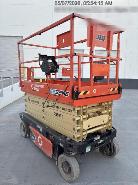 2023 JLG ES3246