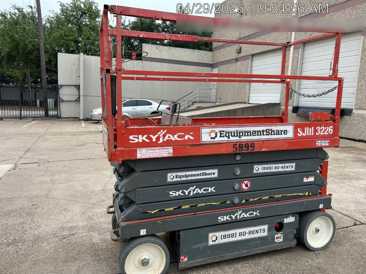 2017 Skyjack SJIII-3226 Skyjack SJ3226, Trojan Battery Set, Extended Warranty 5yr/5k hr