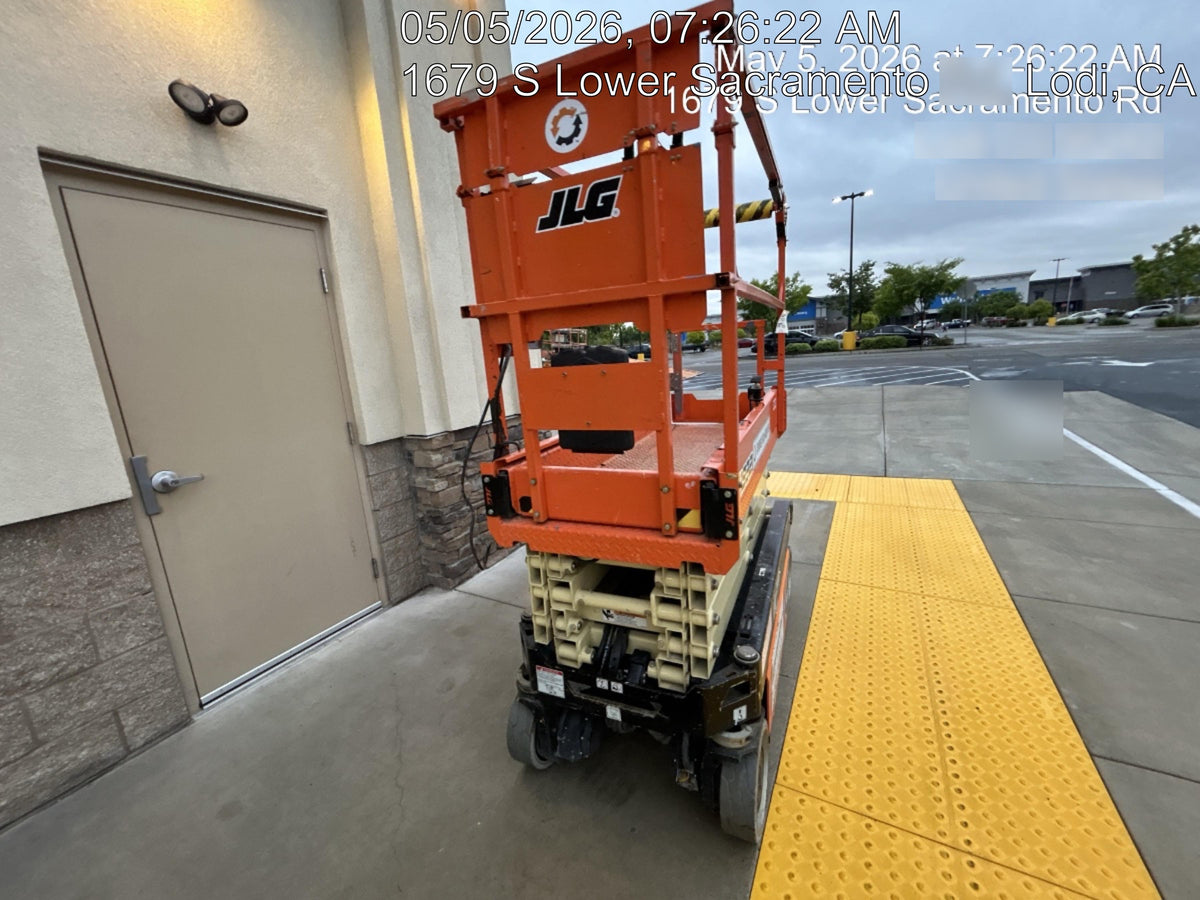 2022 JLG ES1932