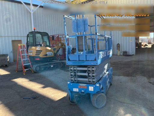 2020 Genie GS-2632 Solid NM Tires, Folding Rails with Half-Height Swing Gate, Beacon