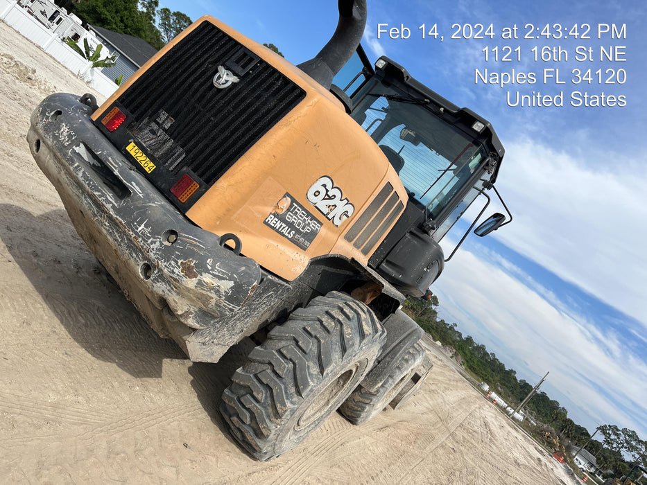 2018 Case 621G CLOSED CAB, 1 FUNCTION, JRB 416 STYLE HYD COUPLER