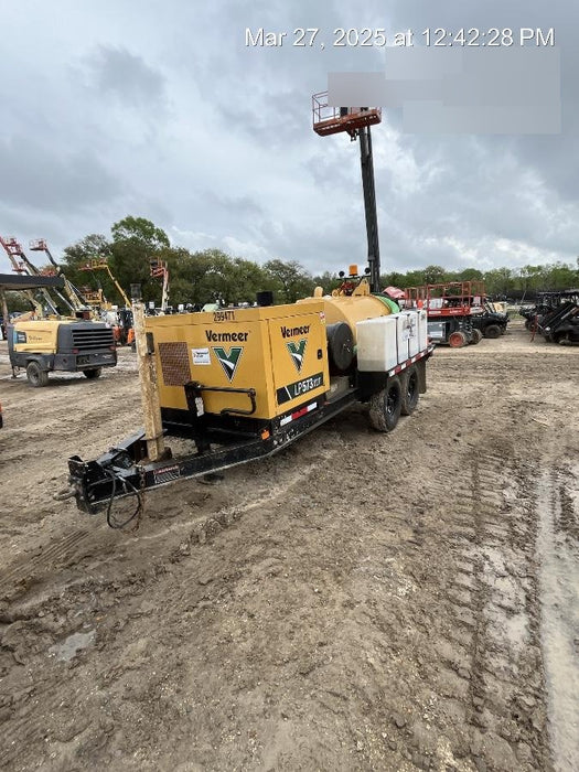 2023 Vac-Tron LP573XDT T4 Koehler Diesel Engine, 500 Gallon Debris Tank, x2 100 Gallon Water Tanks