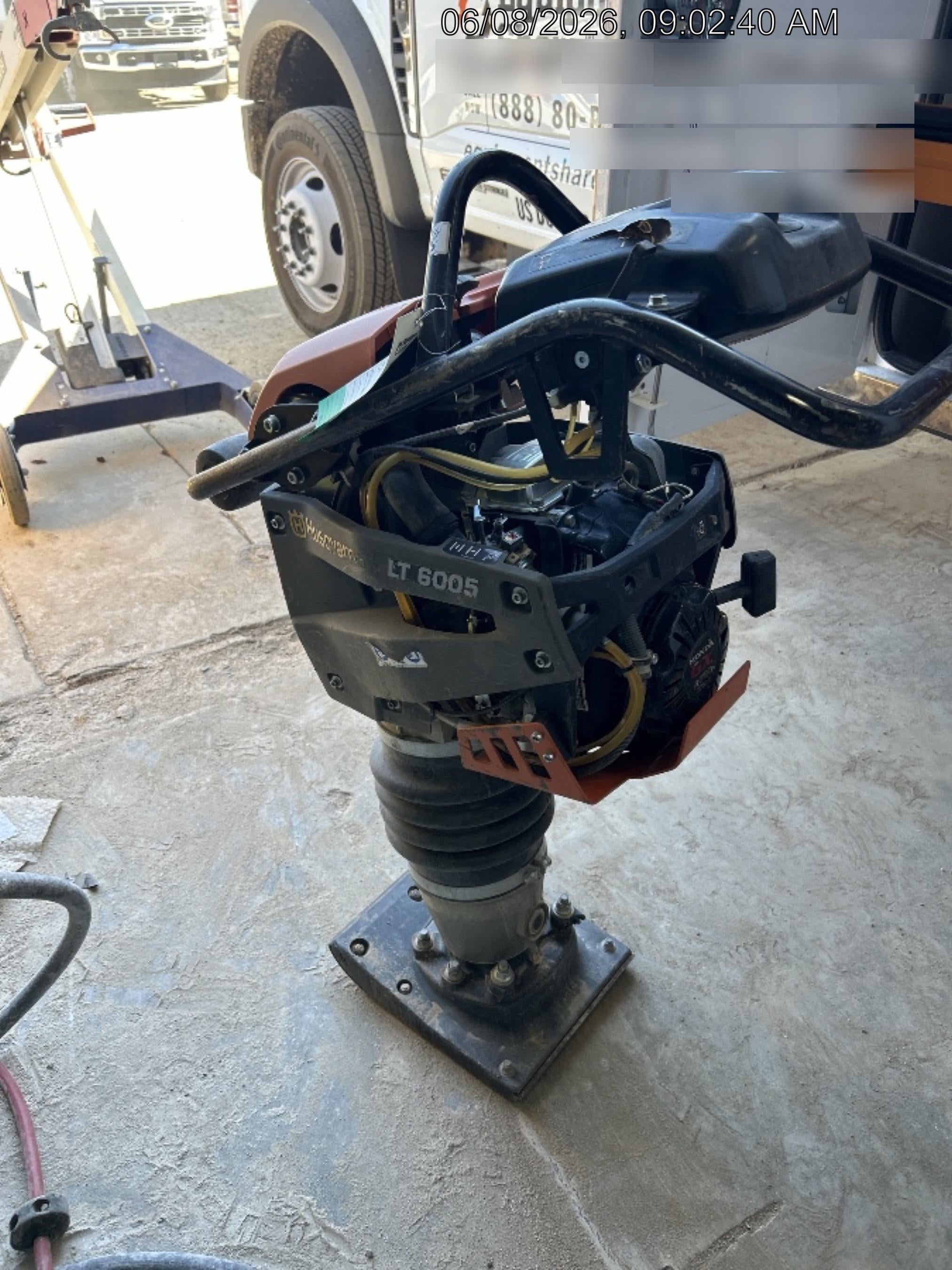 2024 HUSQVARNA LT6005