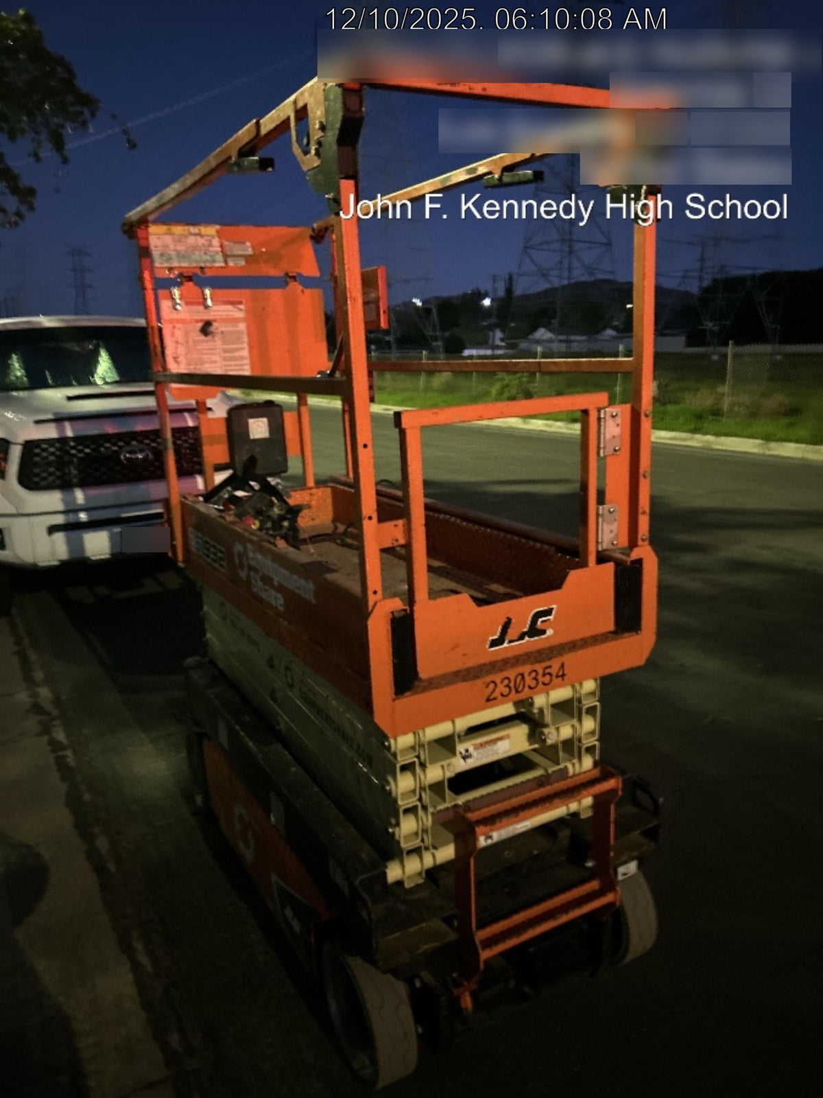 2022 JLG ES1932