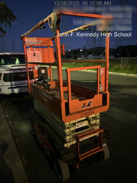 2022 JLG ES1932