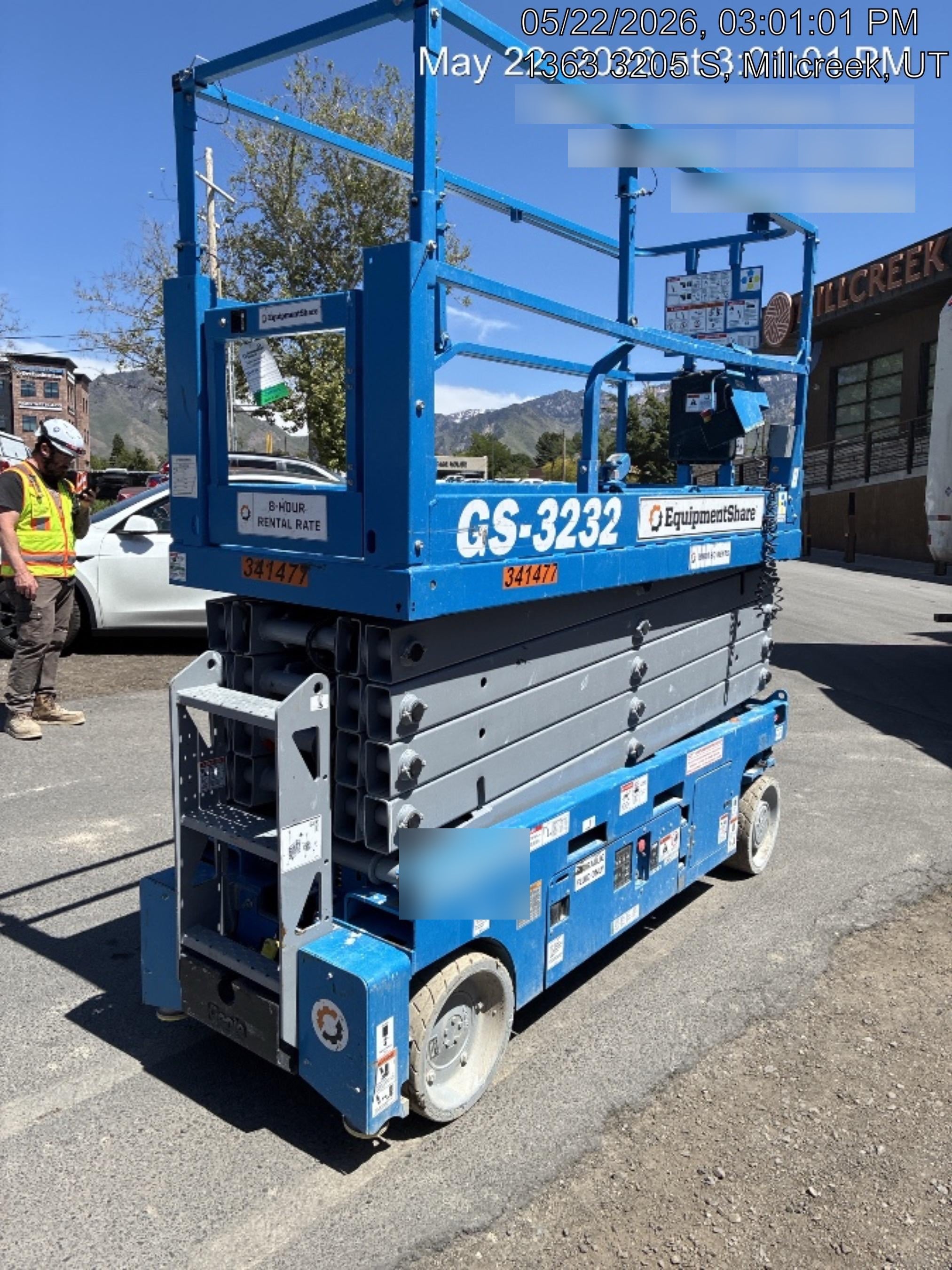 2023 GENIE GS-3232