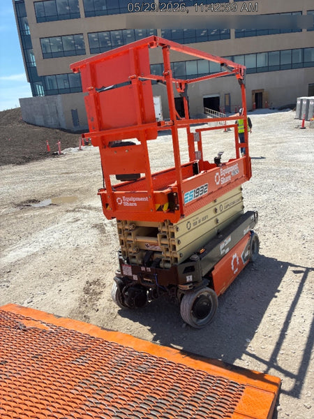 2022 JLG ES1932