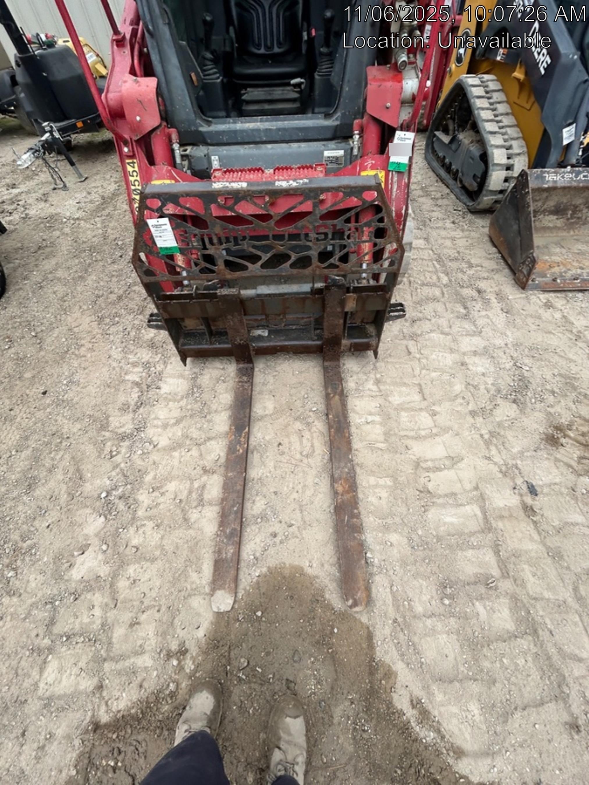 2020 EMKAY 48" Pallet Forks - Emkay