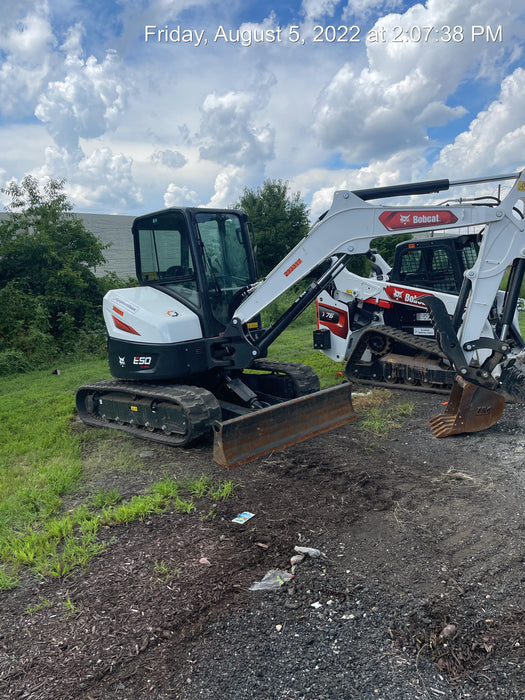 2022 Bobcat E50 Cab/Heat/Air, Rubber Tracks, Manual QC, Hydraulic Thumb