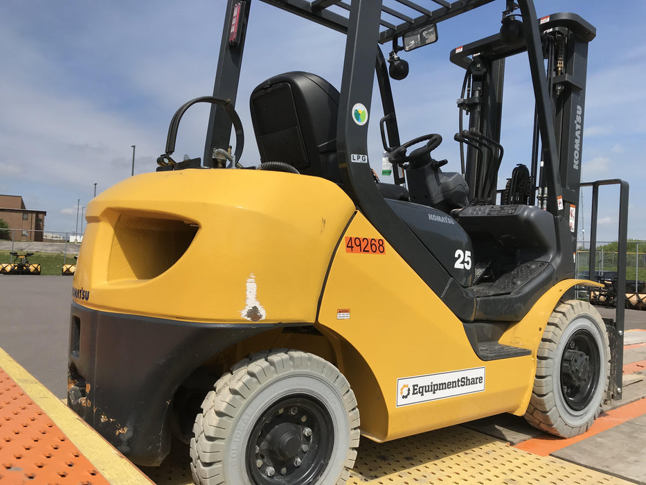 2019 KOMATSU FG25T-16