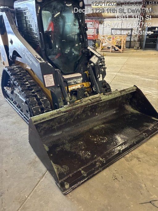 2025 JOHN DEERE 72" Skid Loader Bucket - John Deere C72