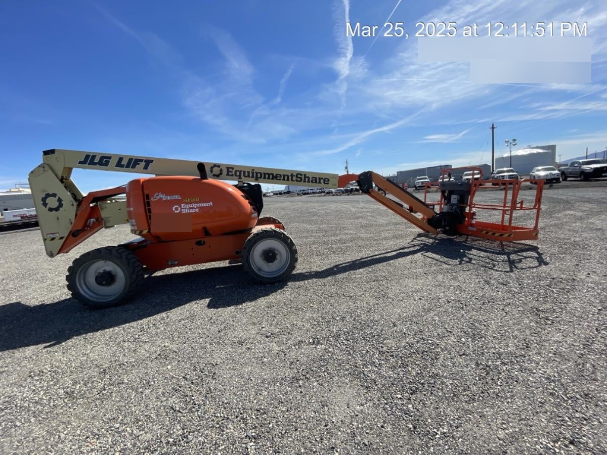 2023 JLG 600AJ