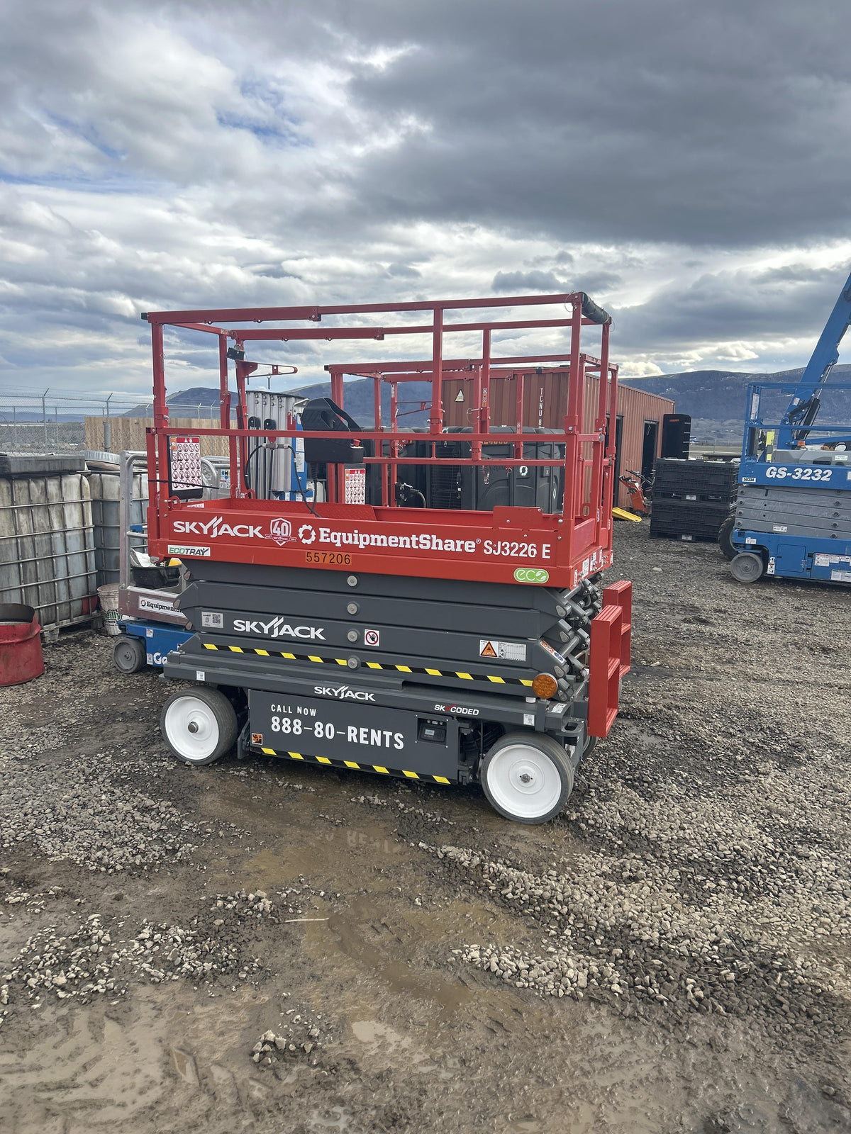 2025 SKYJACK SJ3226