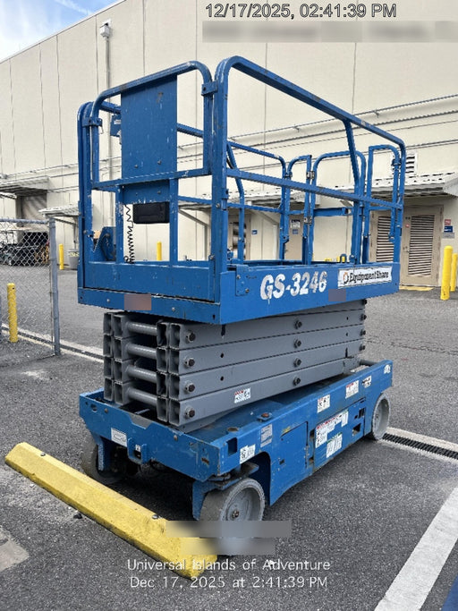 2019 Genie GS-3246 Folding rails with full height swing gate