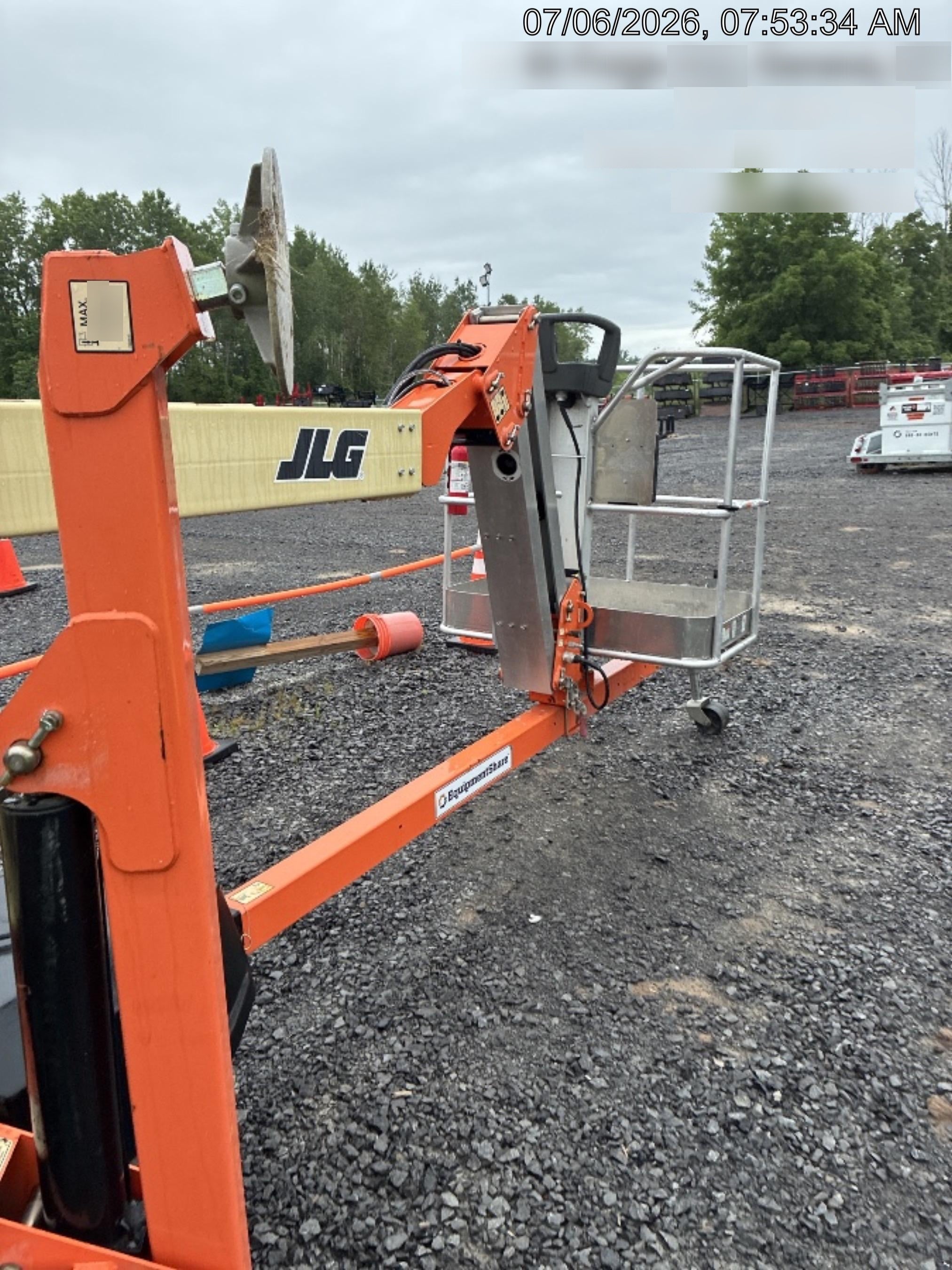 2021 JLG T500J