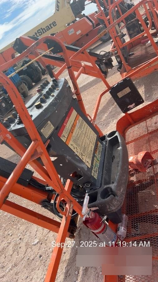 2021 JLG 860SJ