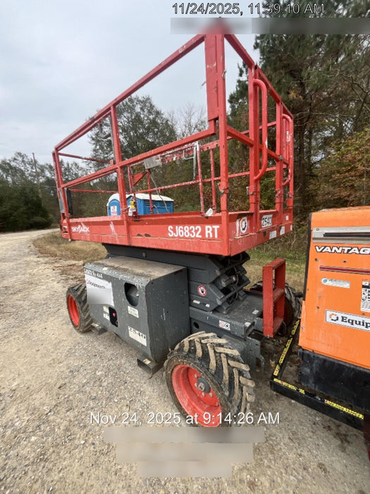 2016 SKYJACK SJ6832 RT