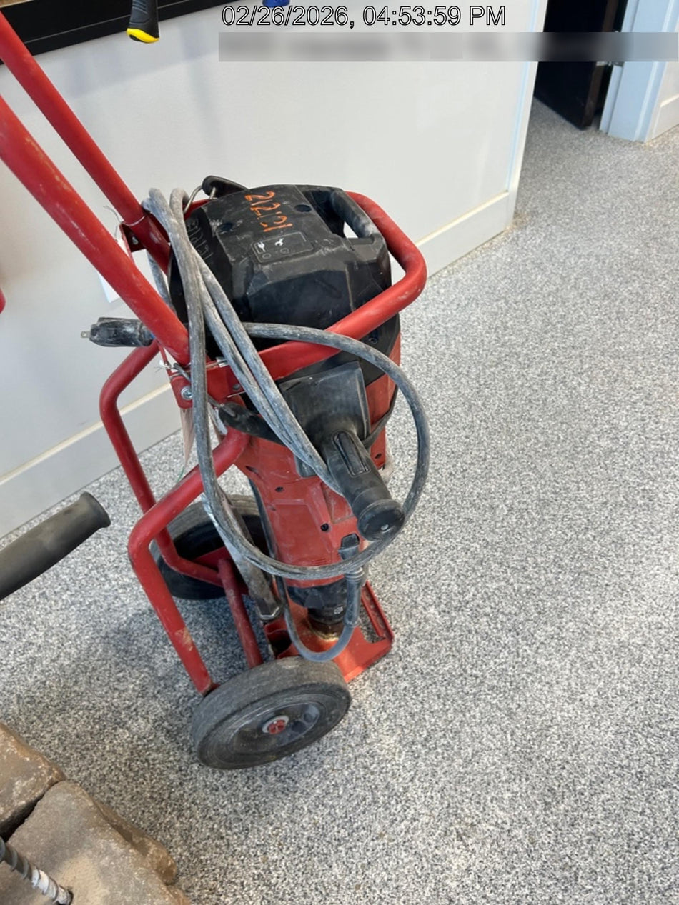 2022 HILTI TE 3000-AVR
