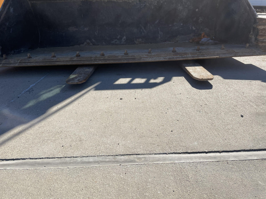 2021 FEMA 48" Pallet Forks - FEMA