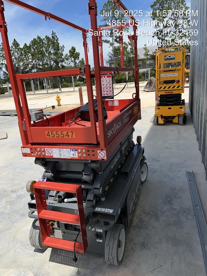 2024 Skyjack SJ3219 Electric Drive, Sld NM Tires, DBcns, RFRails, Power to Platform, T3 + Access Control