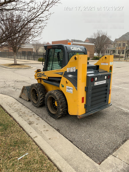 2016 GEHL R165