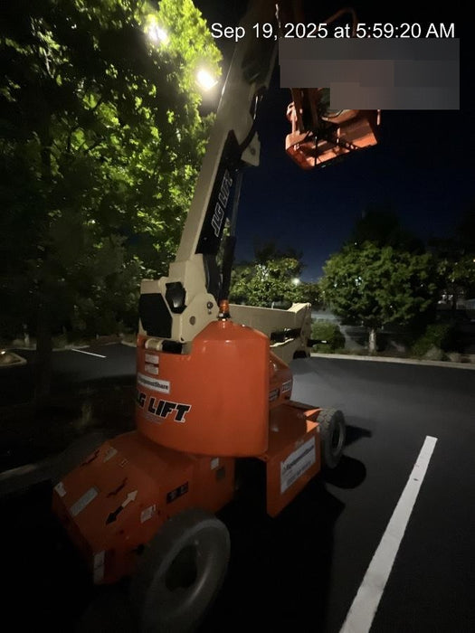 2019 JLG E400AJPN