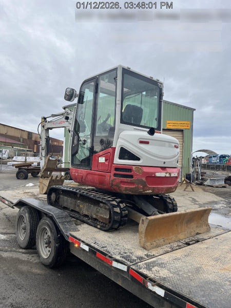 2022 TAKEUCHI TB235-2CR