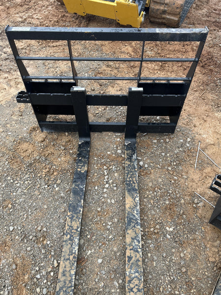 2025 ARROW MATERIAL HANDLING 48" Pallet Forks - Arrow