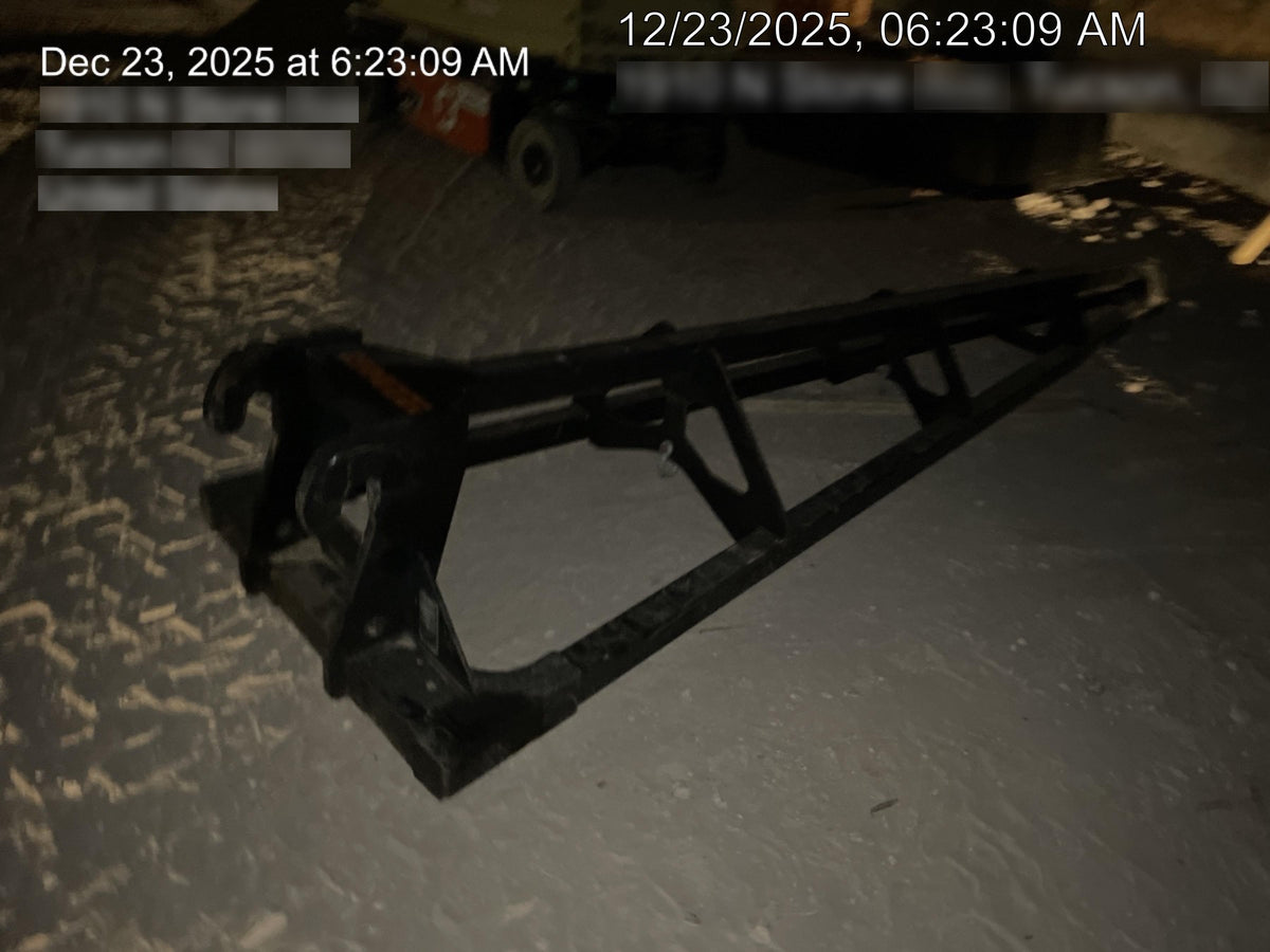 2024 JLG 1001275853