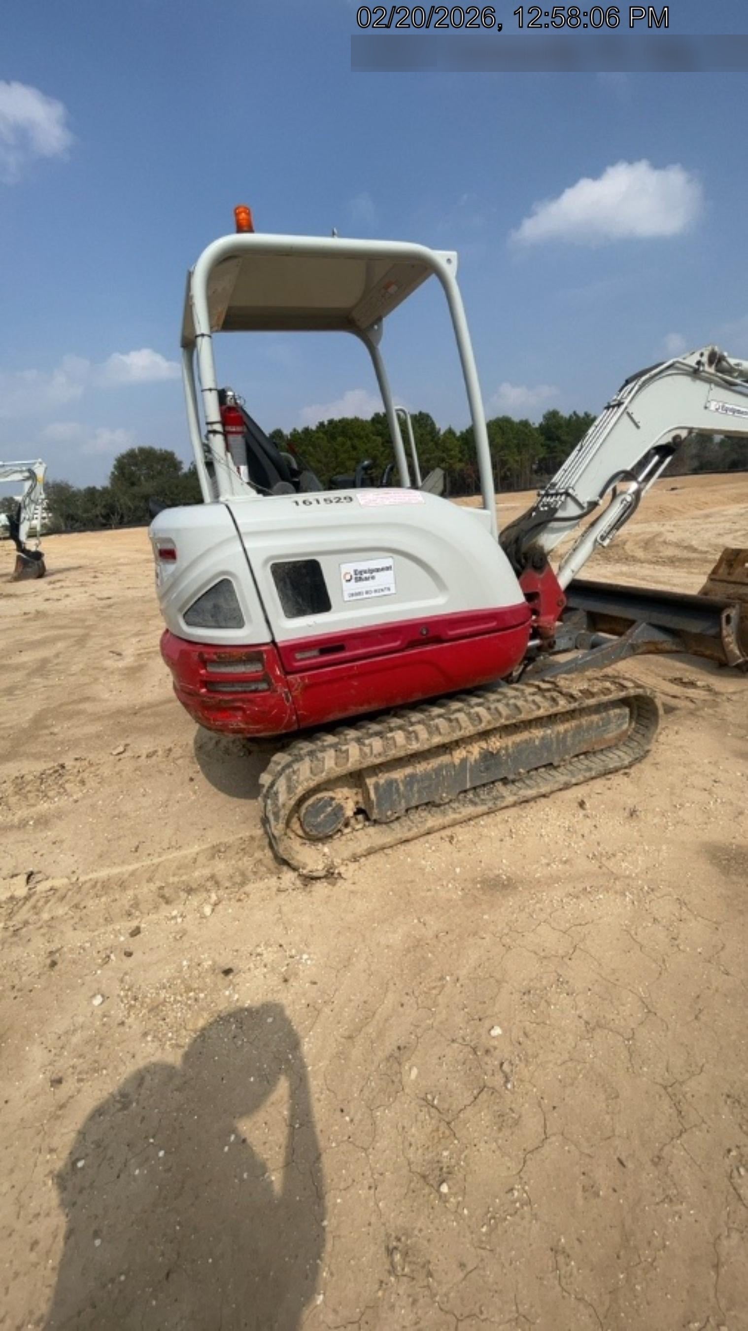 2021 TAKEUCHI TB235-2R