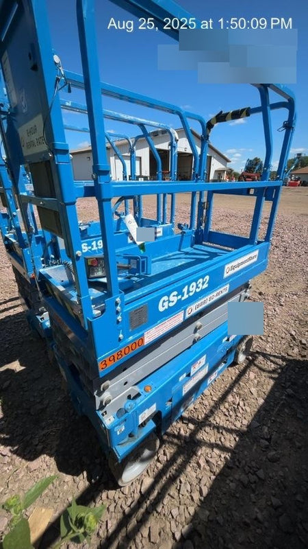 2024 GENIE GS-1932