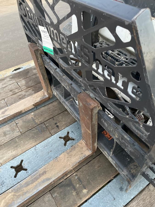 2021 PALADIN 48" Pallet Forks - Paladin