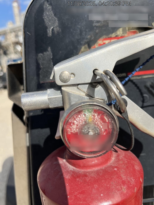 2019 Lincoln Electric Vantage 322 Welder Ready-Pak 3, Two wheel trailer, Fender and Light kit, Cable Rack