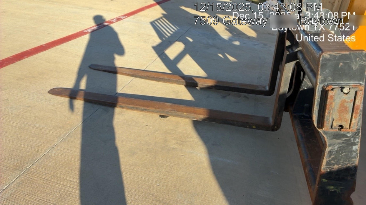 2020 JCB 510-56 Cab/Heat/Air, 74 HP, Solid Tires, STD Worklight, Beacon, Aux Hydraulics, Lifting Eye, Back up Alarm w/66" Carriage/60" Forks