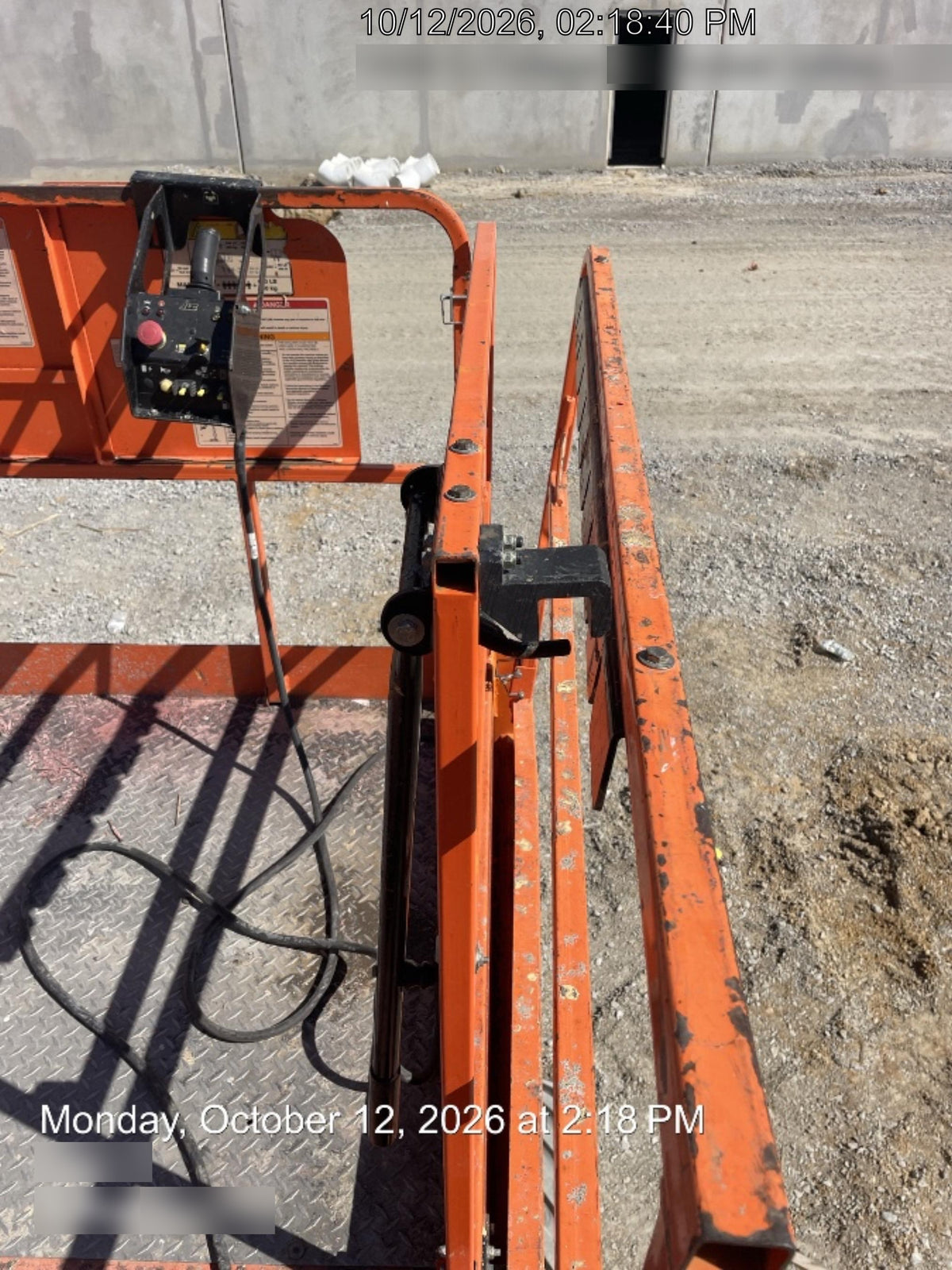 2022 JLG RT4394