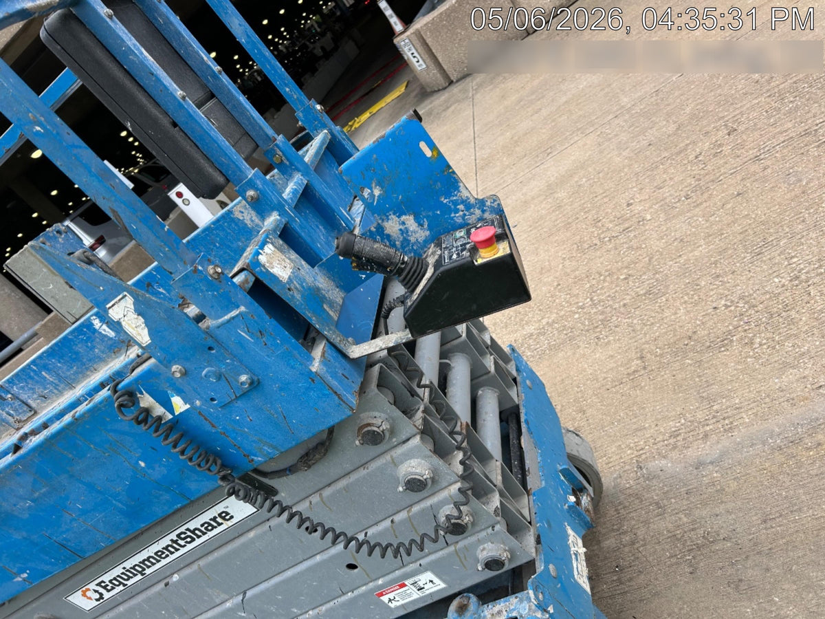 2018 GENIE GS-3232