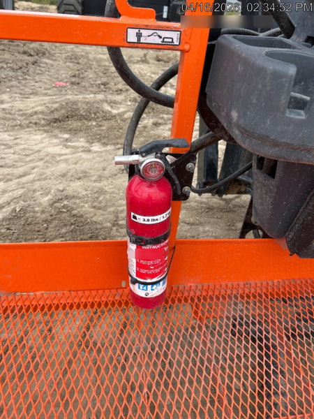 2025 JLG 660SJ