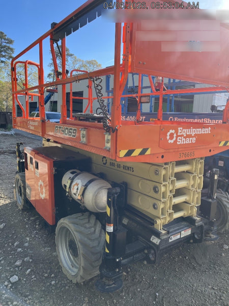 2023 JLG RT4069