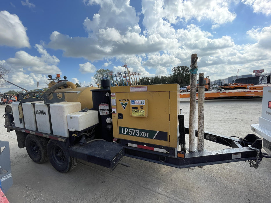 2022 VAC-TRON LP573XDT