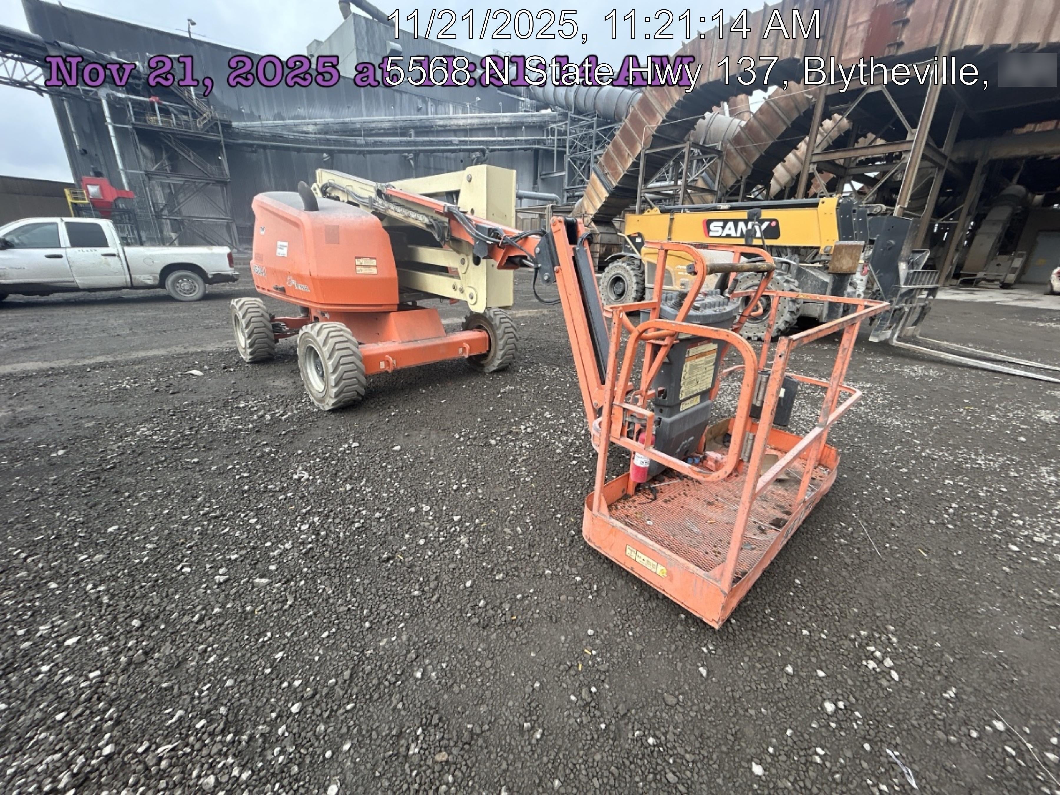 2019 JLG 450AJ